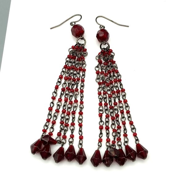 Vintage Black and Rich Red Shoulder Duster Earrings Gunmetal Gothic Dangle Chain - Picture 2 of 5